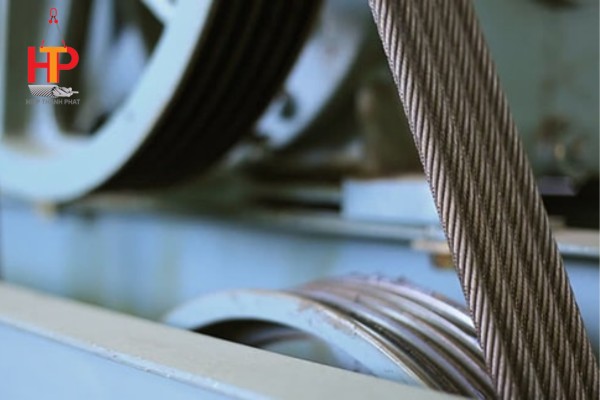 Cần thay thế nếu thấy dây cáp bị hư hỏng không đảm bảo an toàn