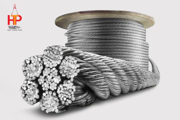Thành phần khác nhau nên các đặc tính của cáp inox 306 và 316 cũng khác biệt